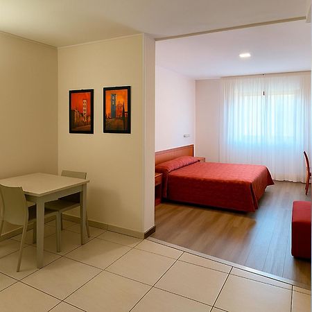 Hotel E Appartamenti La Solaria San Giovanni Rotondo Exteriér fotografie
