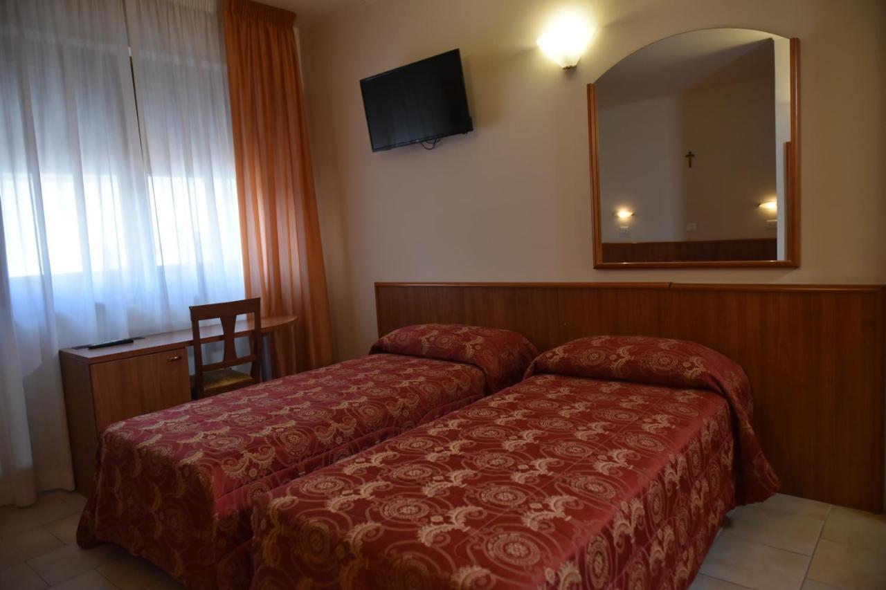 Hotel E Appartamenti La Solaria San Giovanni Rotondo Exteriér fotografie