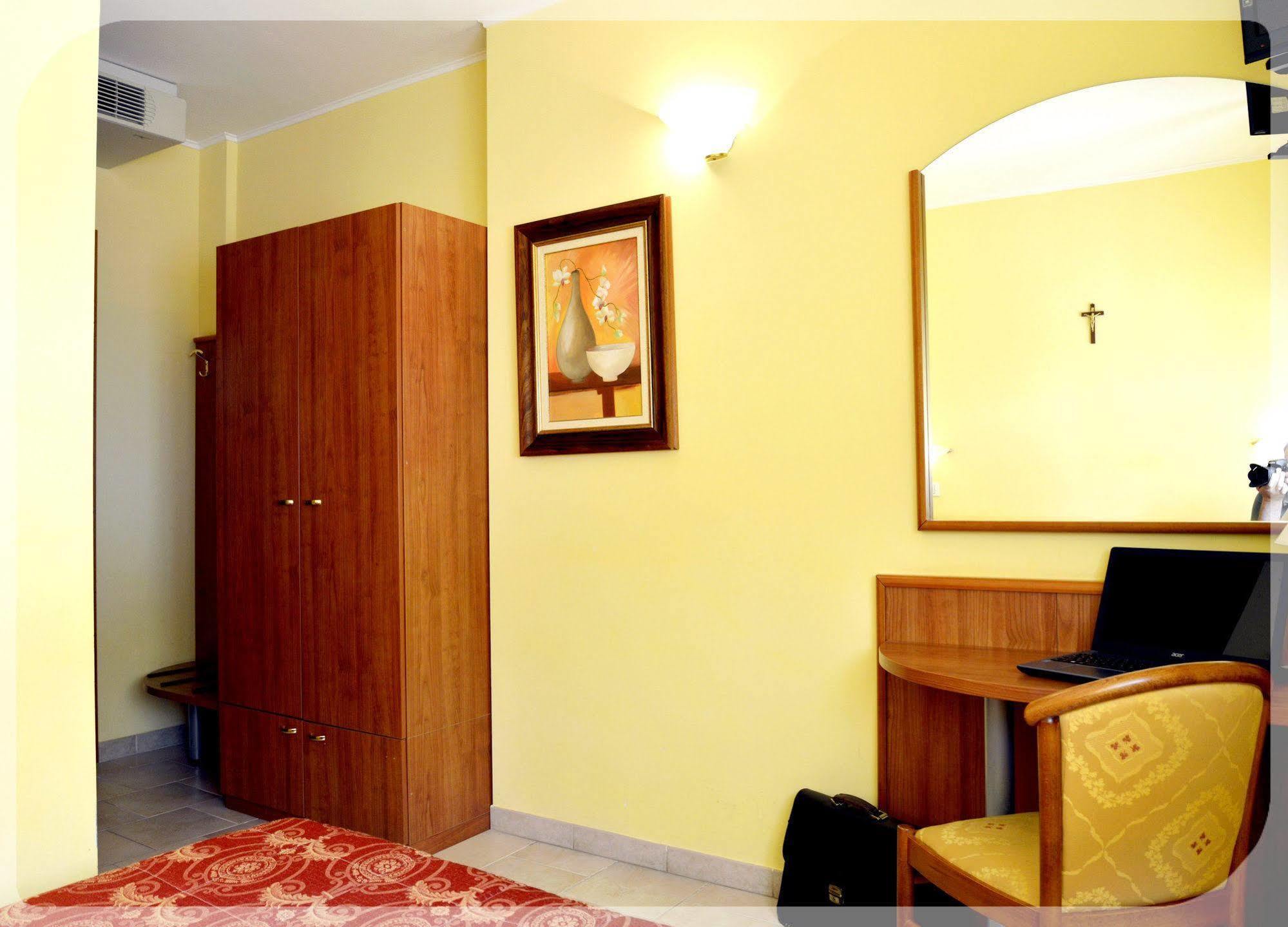 Hotel E Appartamenti La Solaria San Giovanni Rotondo Exteriér fotografie